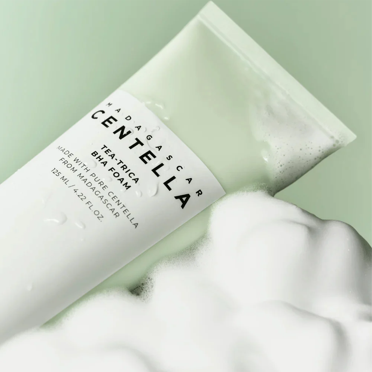 Schiuma detergente Madagascar Centella Tea-Trica BHA di Skin1004, foto 2